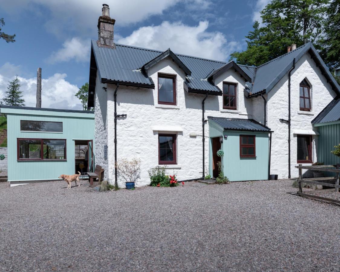 Gulabin Lodge Spittal of Glenshee Exterior photo